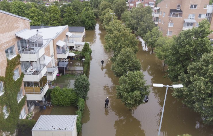 İsveç’in güneyini sel vurdu