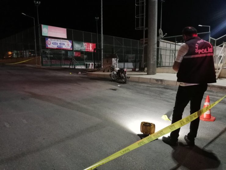 İzmir’de maç yapan polislere silahlı saldırı: 1 polis yaralı