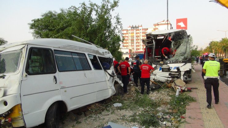 Mersin’de otobüs şarampole yuvarlandı