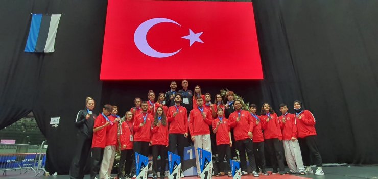 Milliler, Avrupa Taekwondo Şampiyonası’nı 23 madalyayla tamamladı